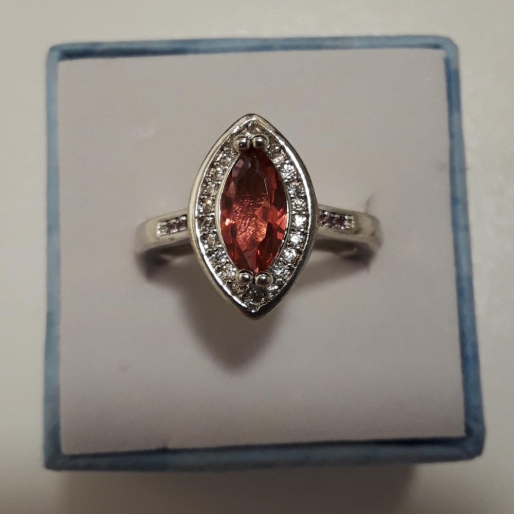 Ruby gemstone ring size 7 gorgeous